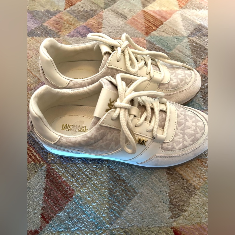 Michael Kors runners